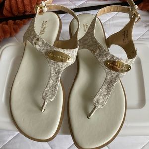 Michael Kors Sandles
